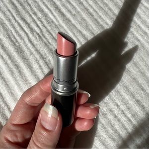 MAC Cremesheen Nude Lipstick in shade Creme Cup